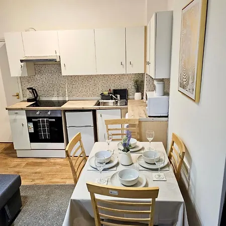 Cozy 2br In Centre *