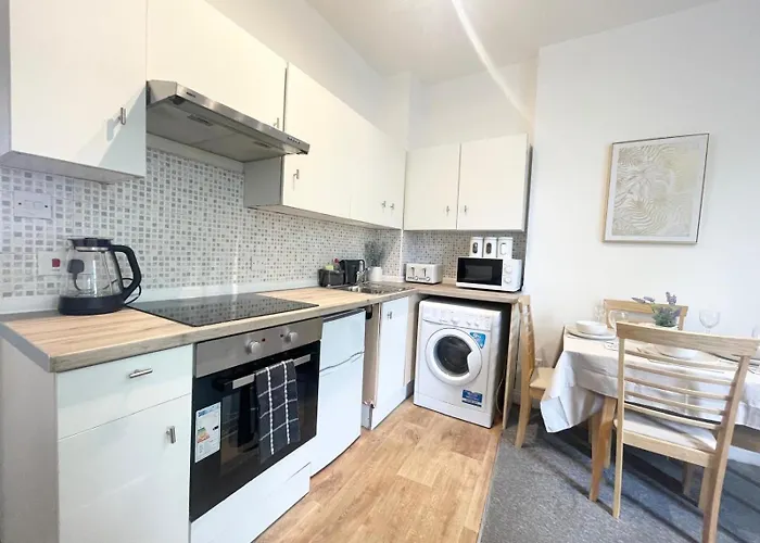 Cozy 2br In Centre בריסטול